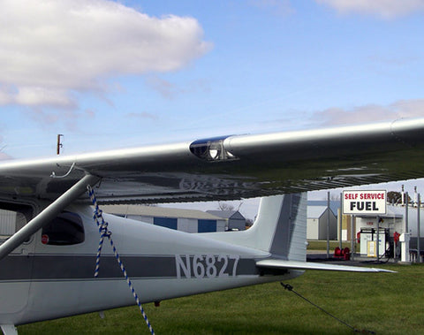Cessna single engine wing mount HID Landing/Taxi Light Kit: 20-CHID-18D. Knots2U
